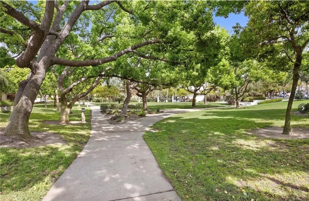 20 Norton St Irvine, CA 92612