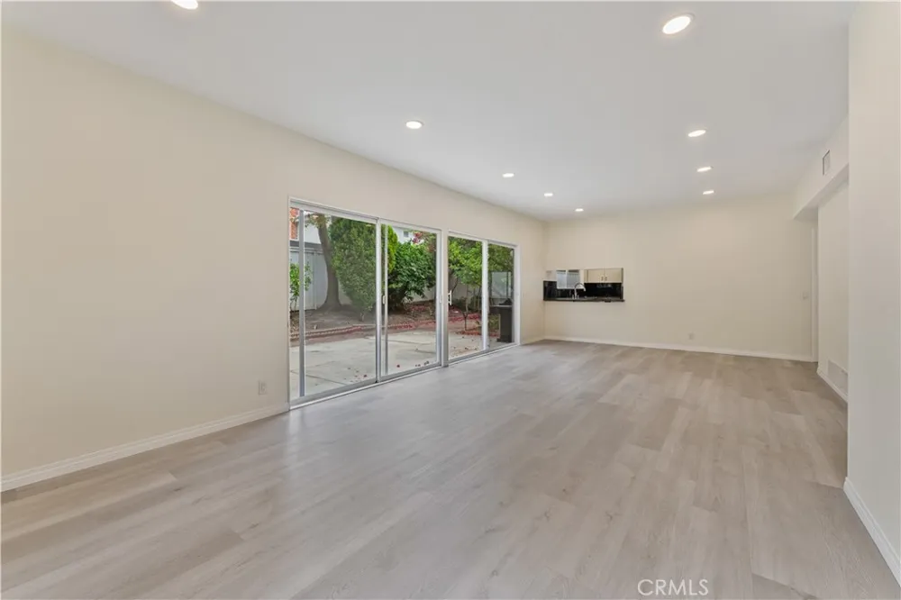 20 Norton St Irvine, CA 92612