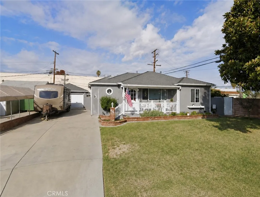 7805 Eglise Pico Rivera, CA 90660