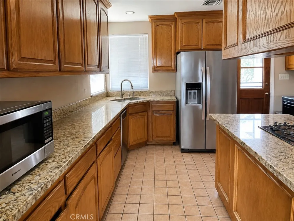7805 Eglise Pico Rivera, CA 90660