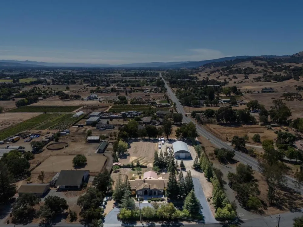 740 California Avenue San Martin, CA 95046