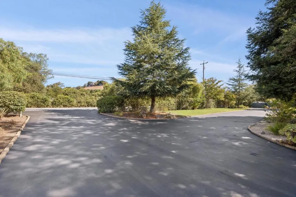 740 California Avenue San Martin, CA 95046