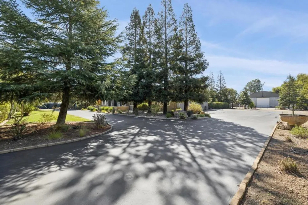 740 California Avenue San Martin, CA 95046
