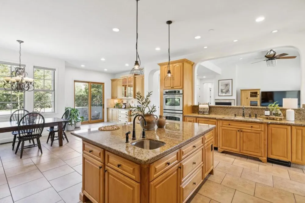 740 California Avenue San Martin, CA 95046