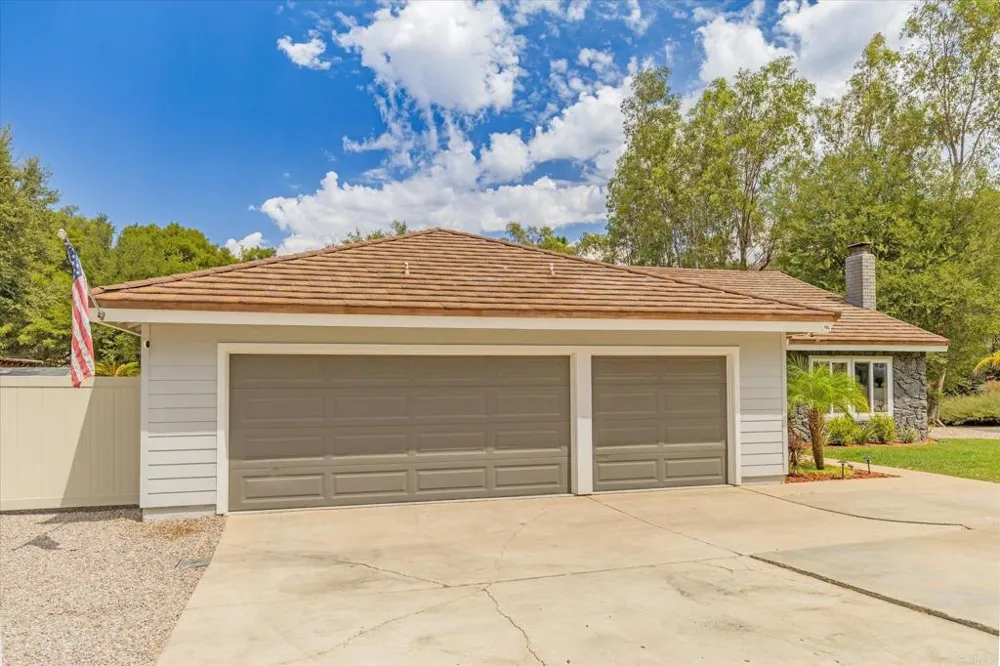 15311 La Plata Court Ramona, CA 92065