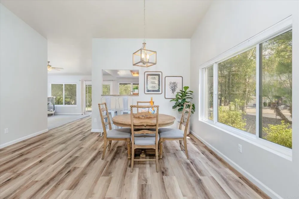 15311 La Plata Court Ramona, CA 92065