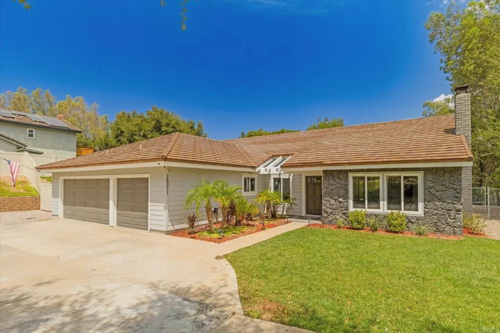 15311 La Plata Court Ramona, CA 92065
