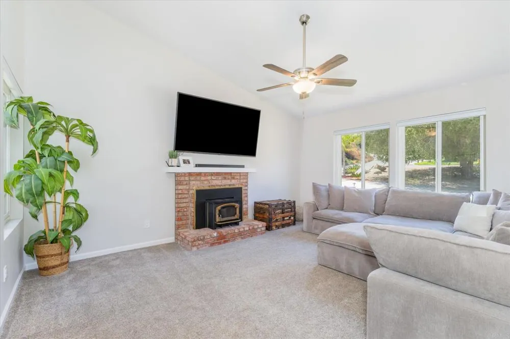 15311 La Plata Court Ramona, CA 92065