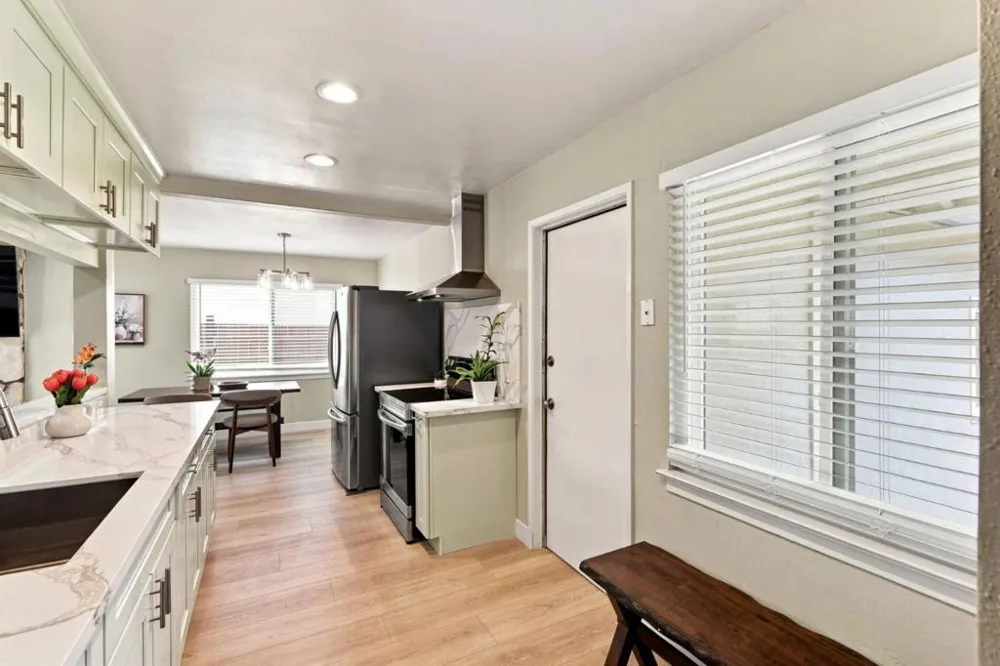 1753 Laine Avenue Santa Clara, CA 95051