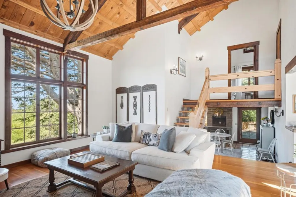 32680 Coast Ridge Drive Carmel, CA 93923
