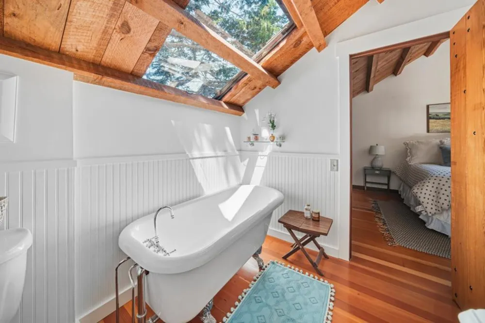 32680 Coast Ridge Drive Carmel, CA 93923