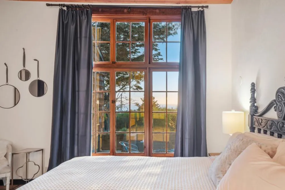 32680 Coast Ridge Drive Carmel, CA 93923