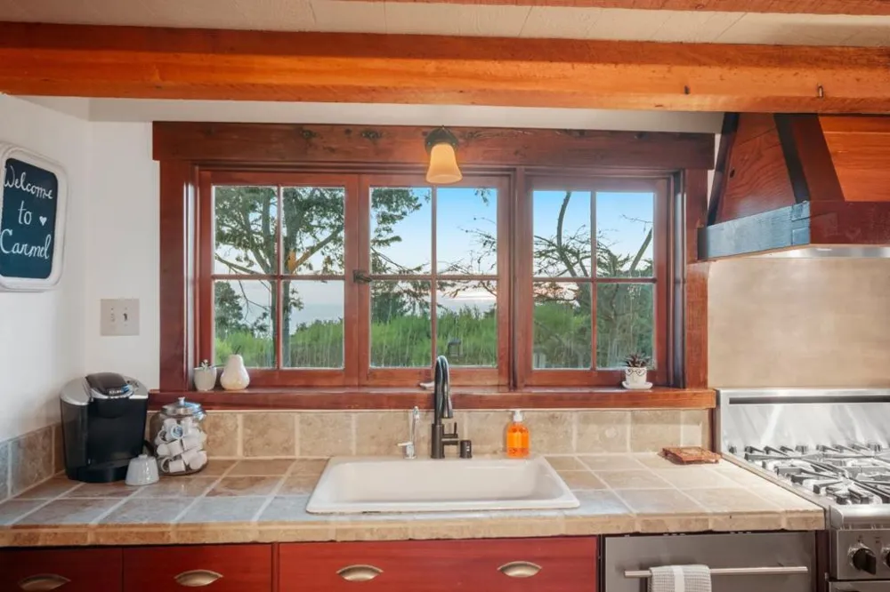32680 Coast Ridge Drive Carmel, CA 93923