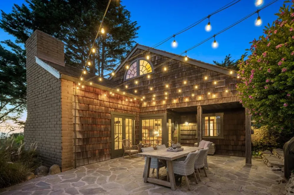 32680 Coast Ridge Drive Carmel, CA 93923