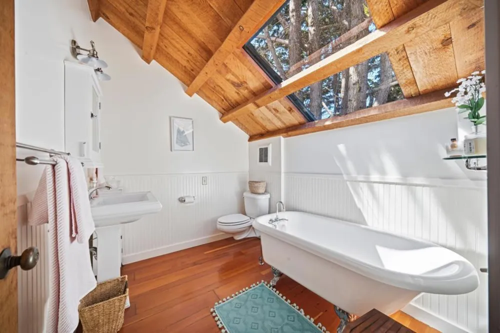 32680 Coast Ridge Drive Carmel, CA 93923