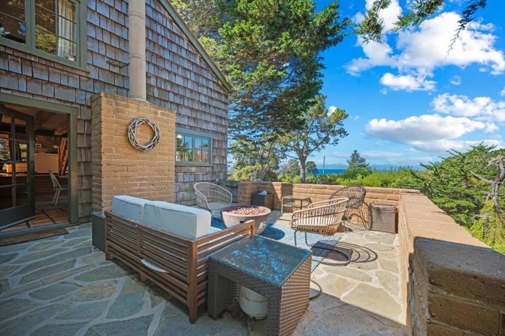 32680 Coast Ridge Drive Carmel, CA 93923
