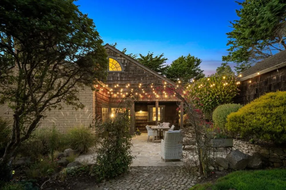 32680 Coast Ridge Drive Carmel, CA 93923