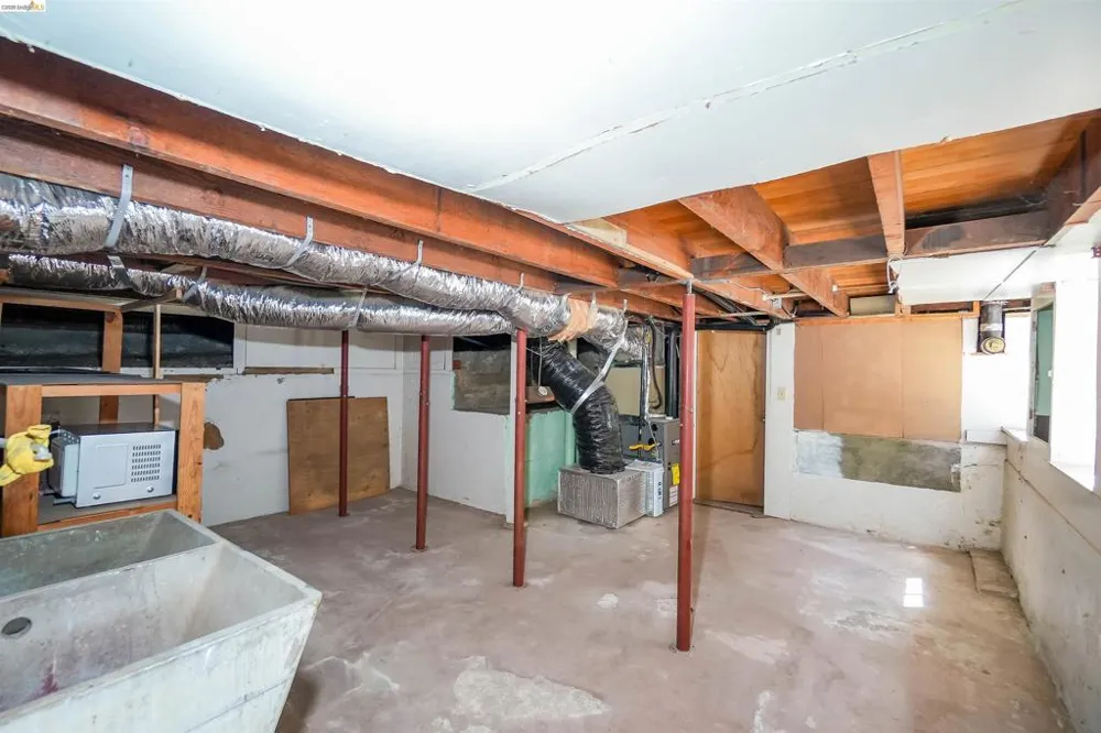 4751 Fair Ave Oakland, CA 94619