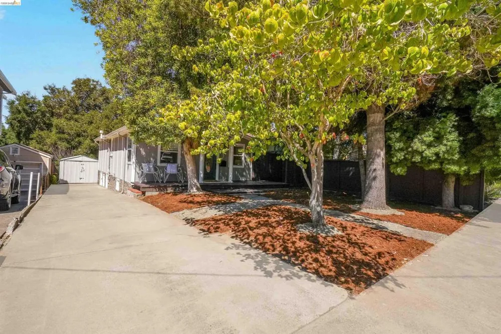 4751 Fair Ave Oakland, CA 94619