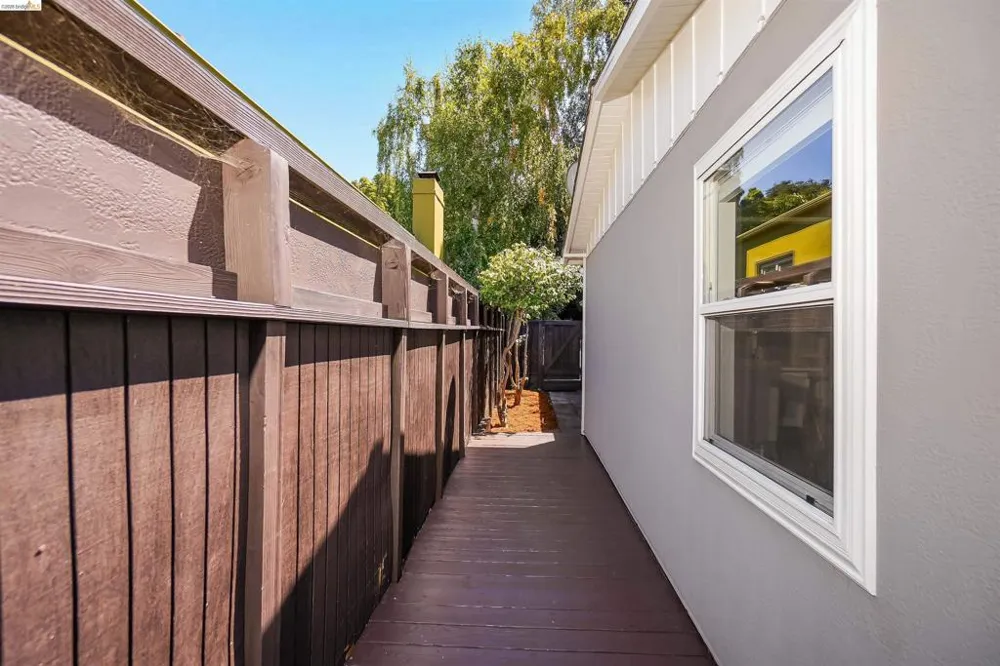 4751 Fair Ave Oakland, CA 94619