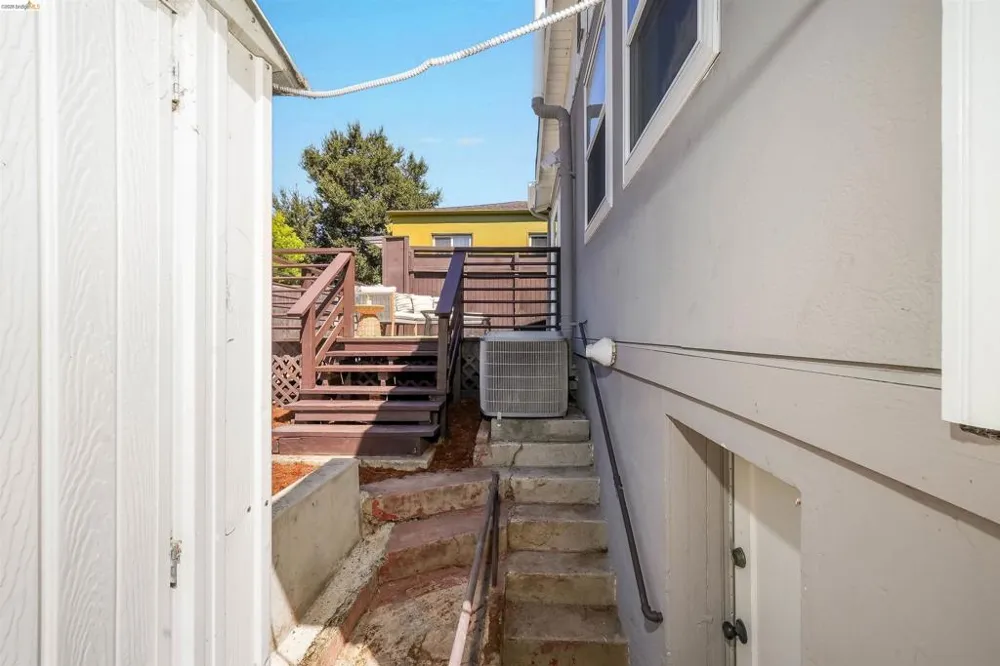 4751 Fair Ave Oakland, CA 94619