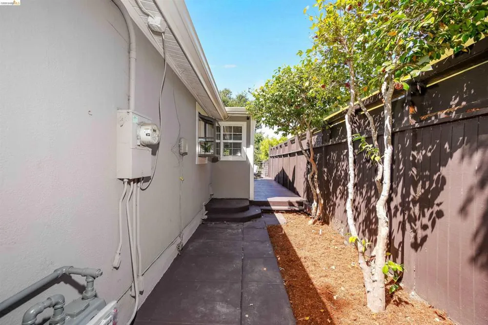 4751 Fair Ave Oakland, CA 94619