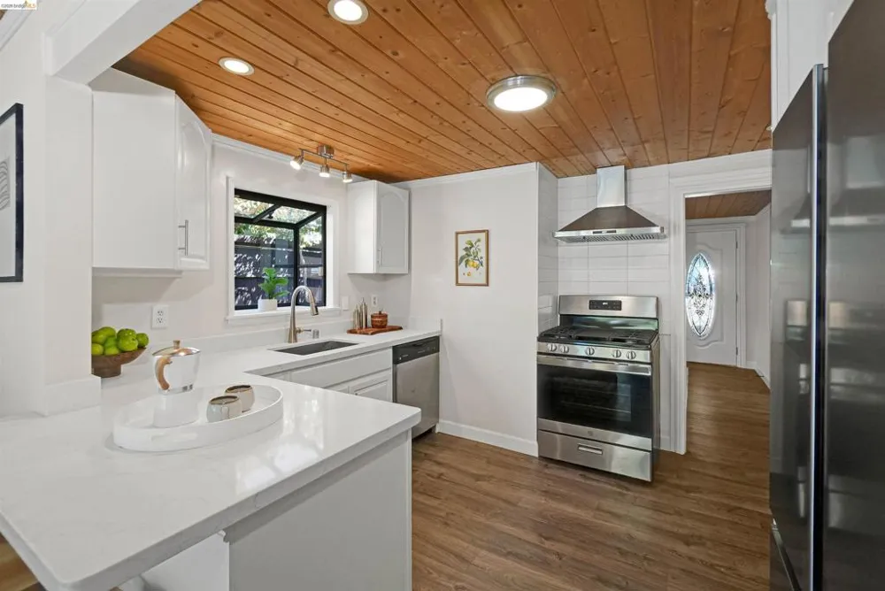 4751 Fair Ave Oakland, CA 94619