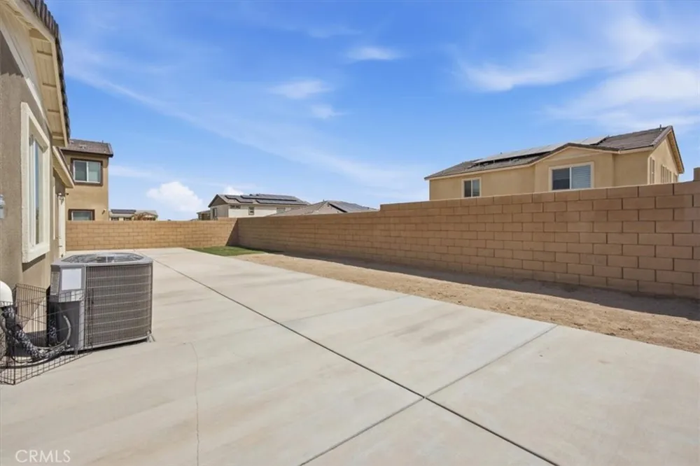 15727 Akron Victorville, CA 92394