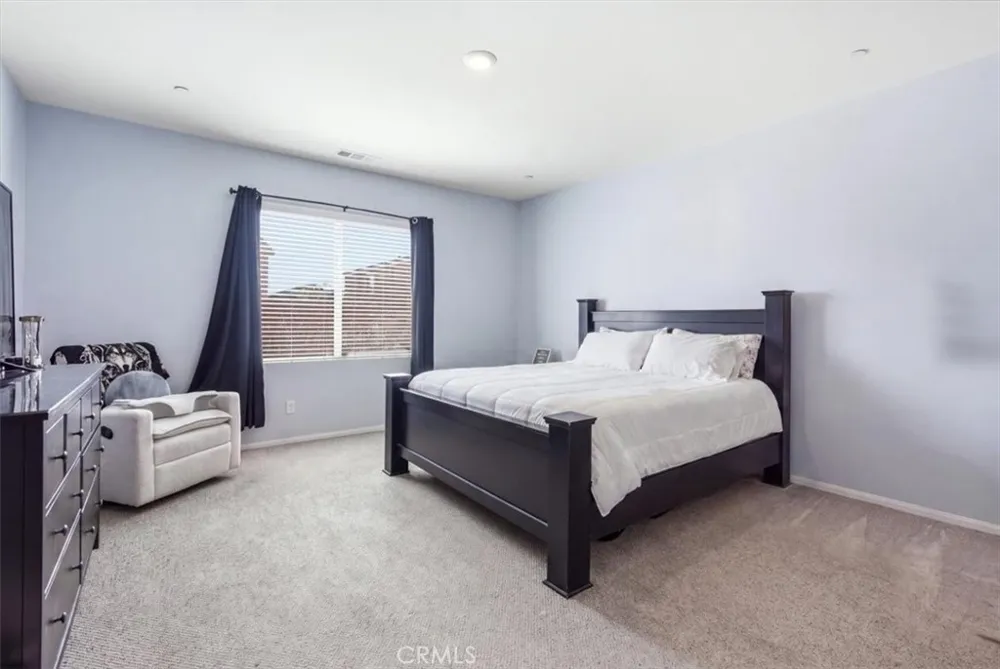 15727 Akron Victorville, CA 92394