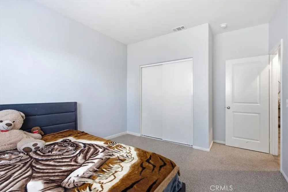 15727 Akron Victorville, CA 92394