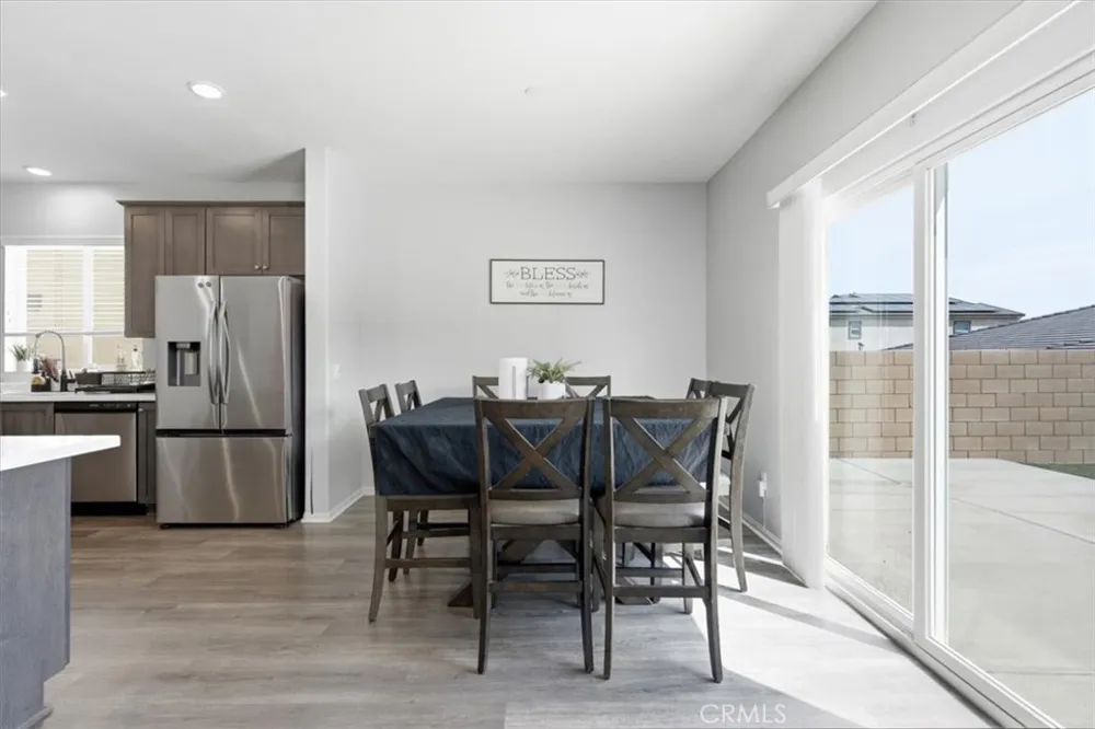15727 Akron Victorville, CA 92394