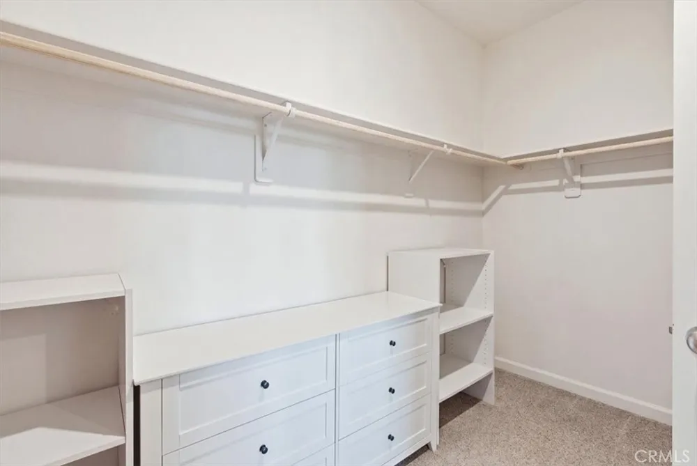 15727 Akron Victorville, CA 92394