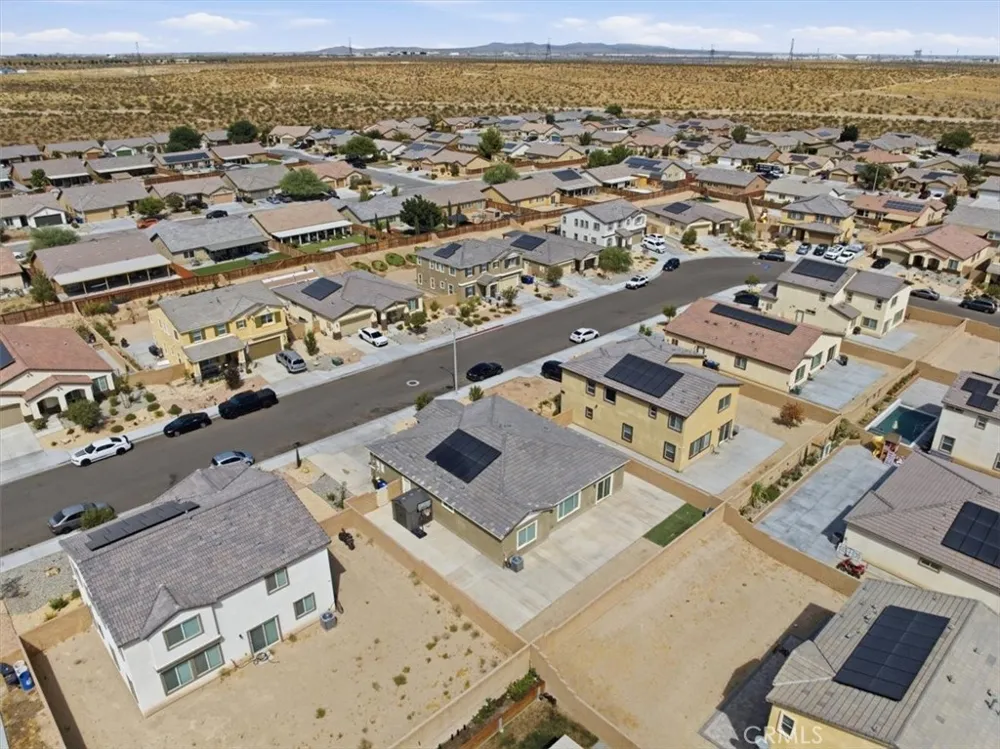 15727 Akron Victorville, CA 92394