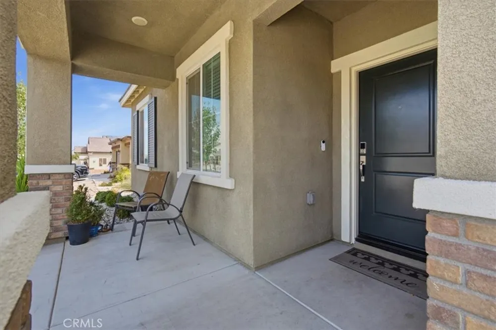 15727 Akron Victorville, CA 92394