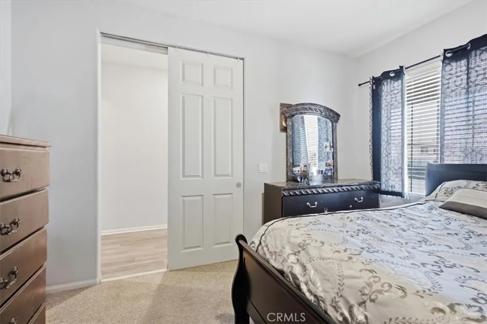 15727 Akron Victorville, CA 92394