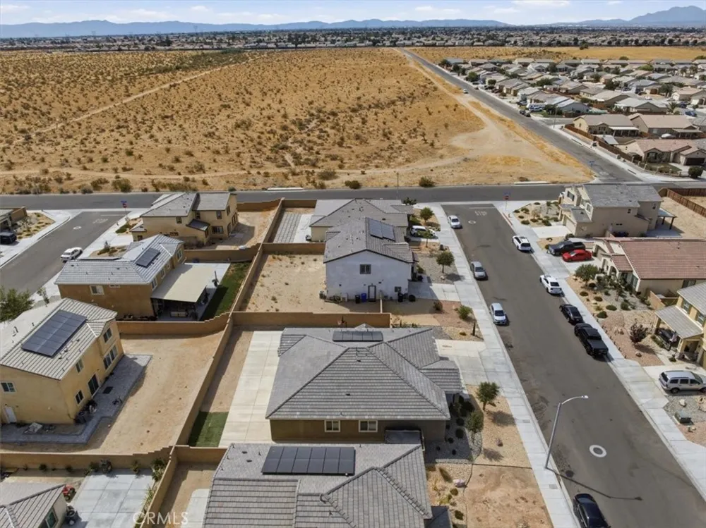 15727 Akron Victorville, CA 92394