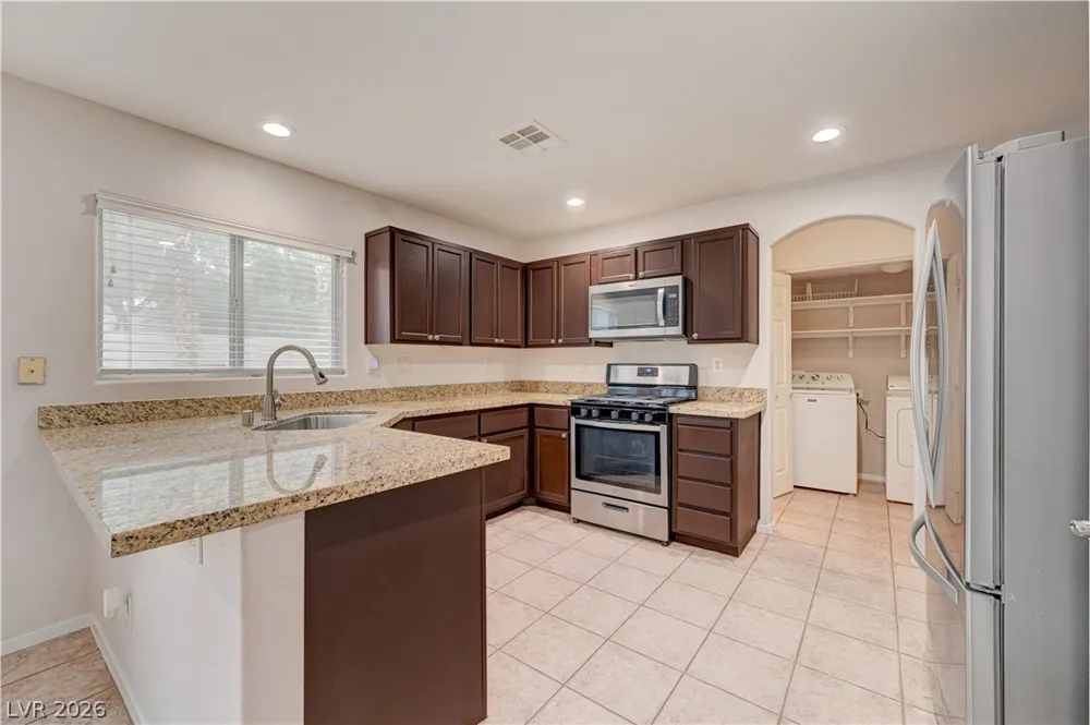 8117 Jade Harbor Court Las Vegas, NV 89143