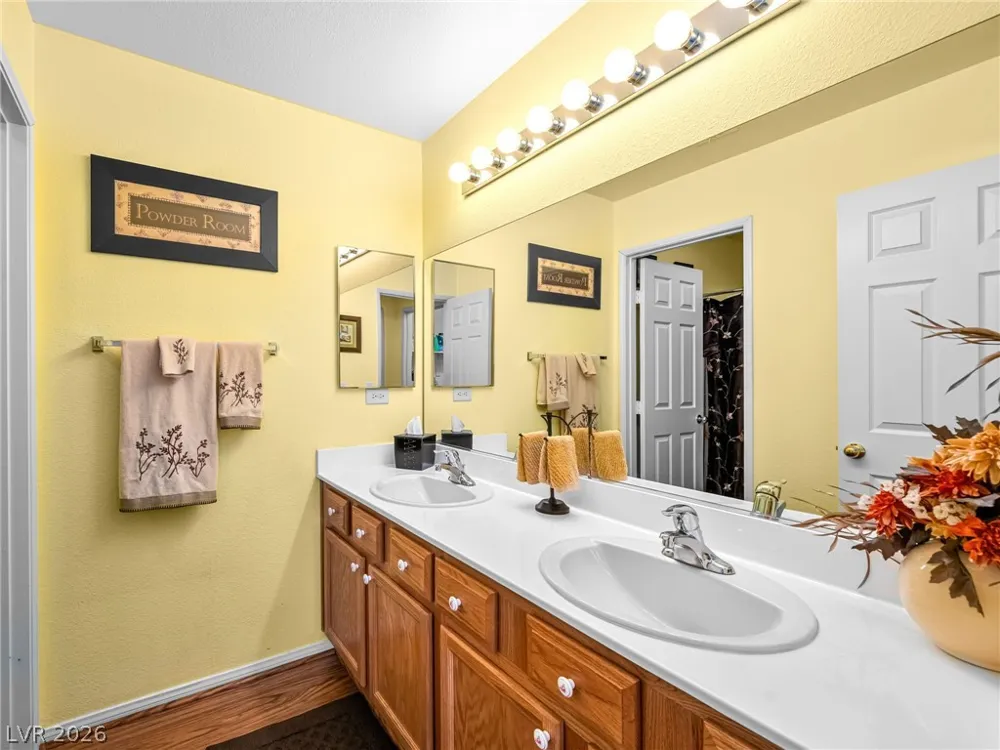 5448 Flying Arrow Place North Las Vegas, NV 89031