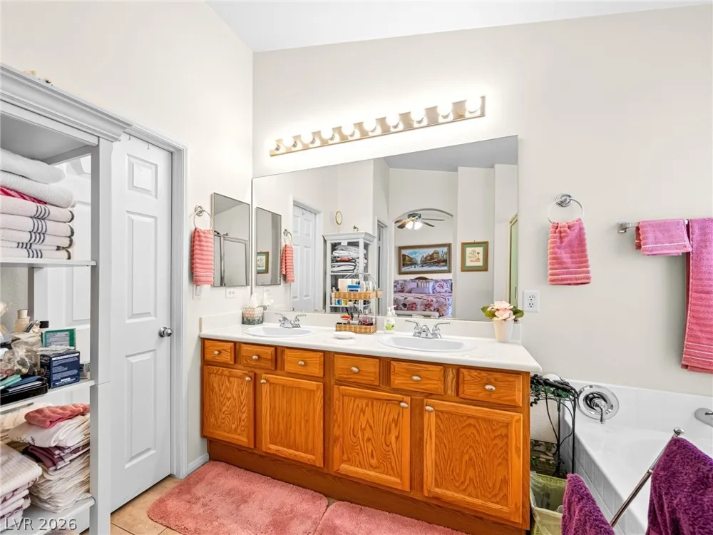 5448 Flying Arrow Place North Las Vegas, NV 89031