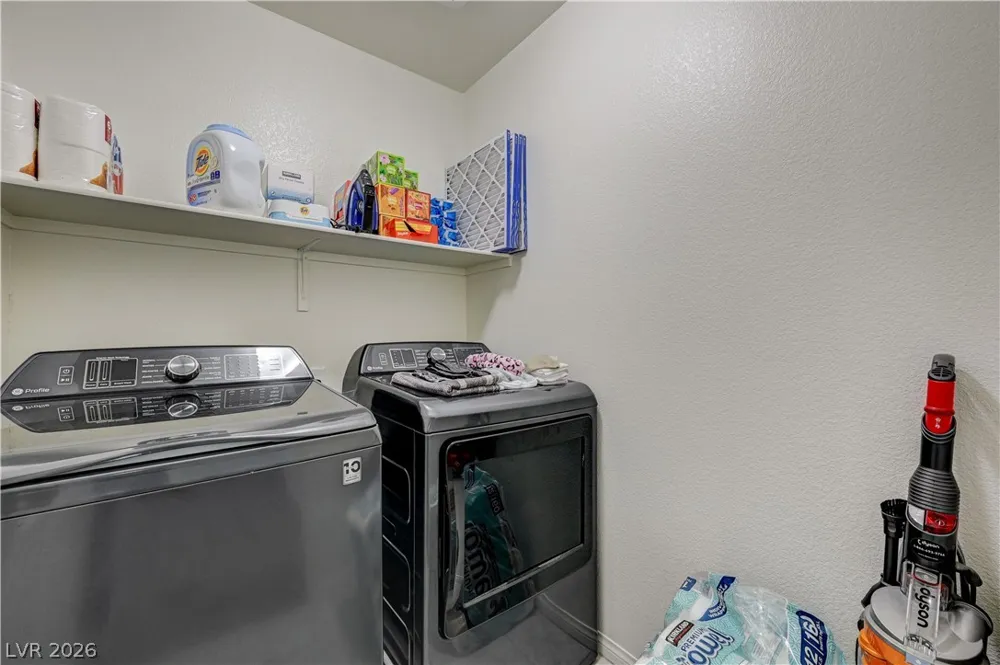 4417 Frias Falls Avenue Las Vegas, NV 89141