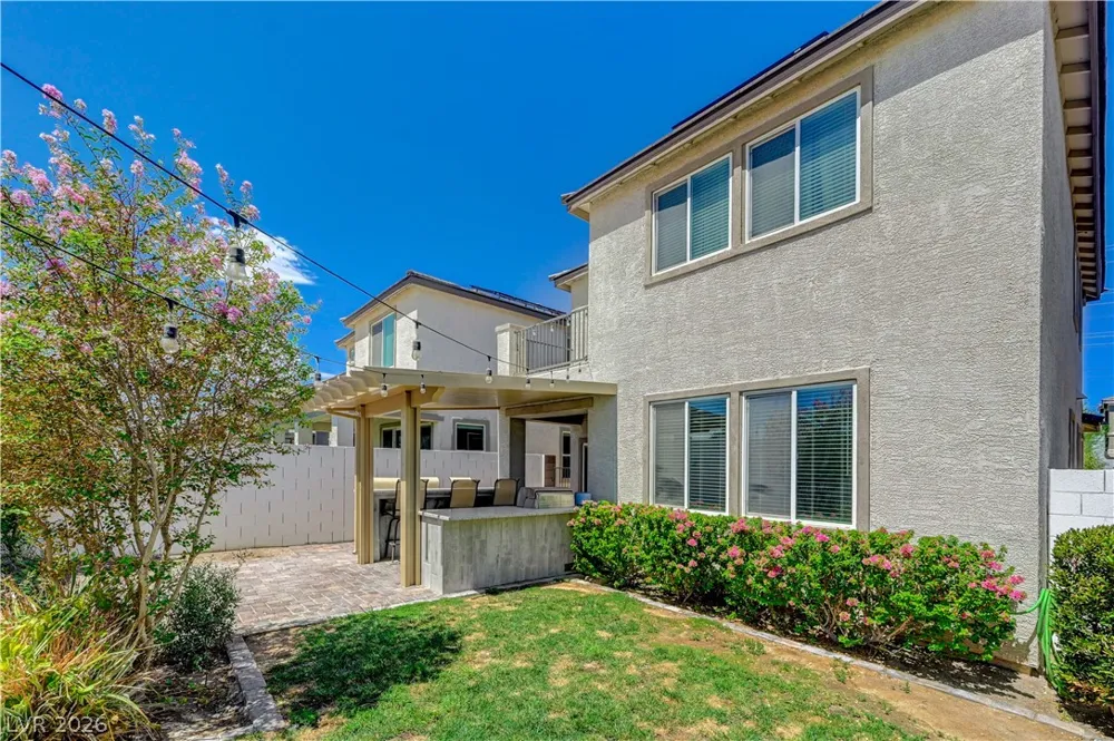 4417 Frias Falls Avenue Las Vegas, NV 89141