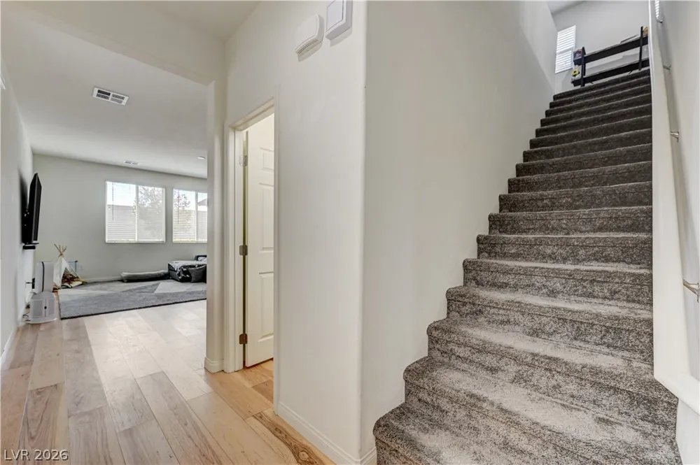 4417 Frias Falls Avenue Las Vegas, NV 89141