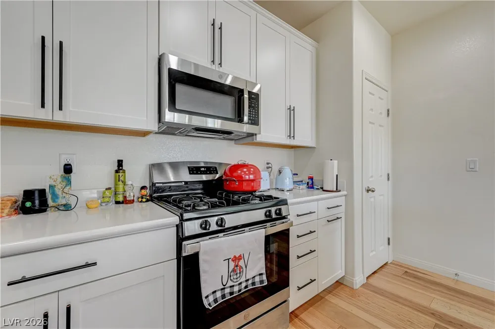 4417 Frias Falls Avenue Las Vegas, NV 89141