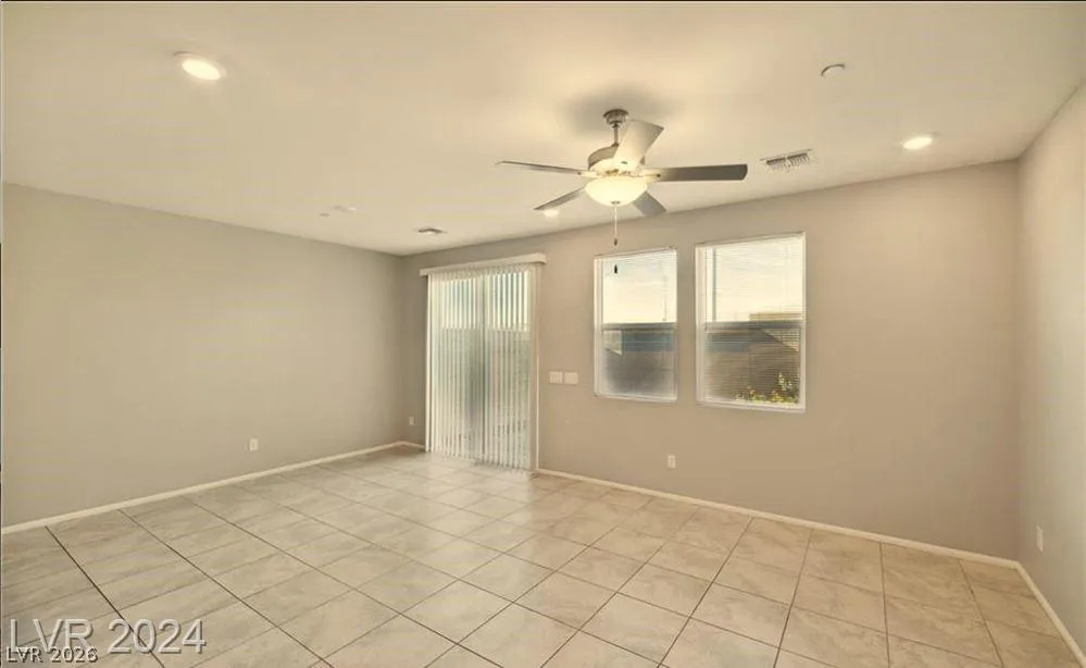 5281 Silver Branch Avenue Las Vegas, NV 89118