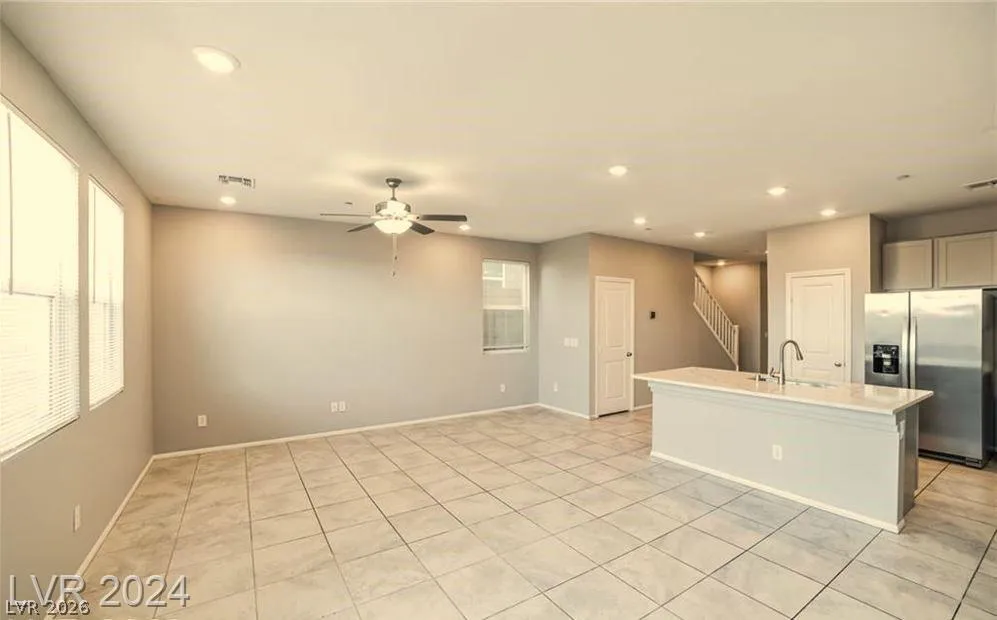 5281 Silver Branch Avenue Las Vegas, NV 89118