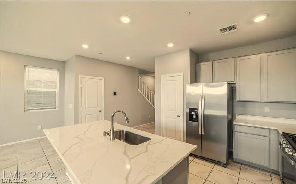 5281 Silver Branch Avenue Las Vegas, NV 89118