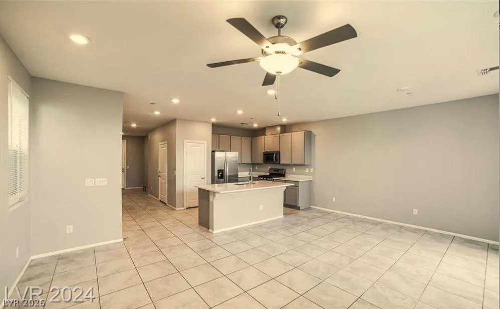 5281 Silver Branch Avenue Las Vegas, NV 89118