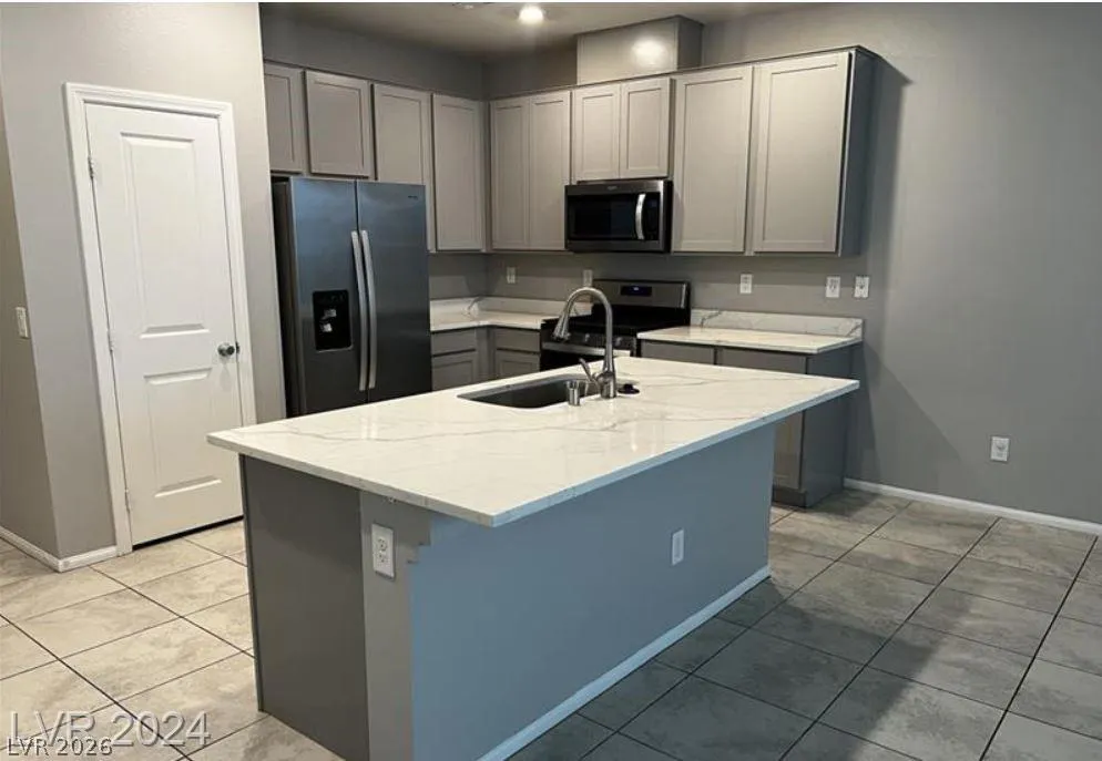 5281 Silver Branch Avenue Las Vegas, NV 89118
