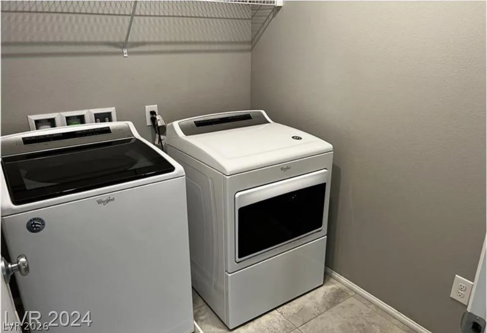 5281 Silver Branch Avenue Las Vegas, NV 89118