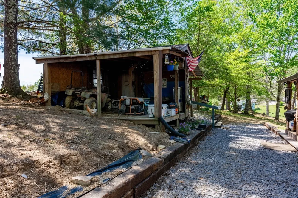 11 Cedar Hills Rd Grandview, TN 37337